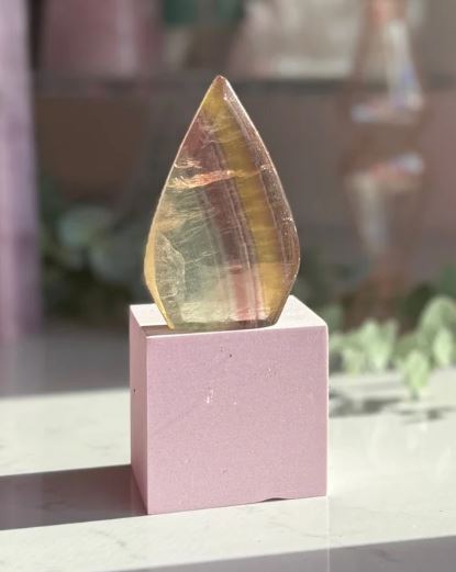 Fluorite Flame 16
