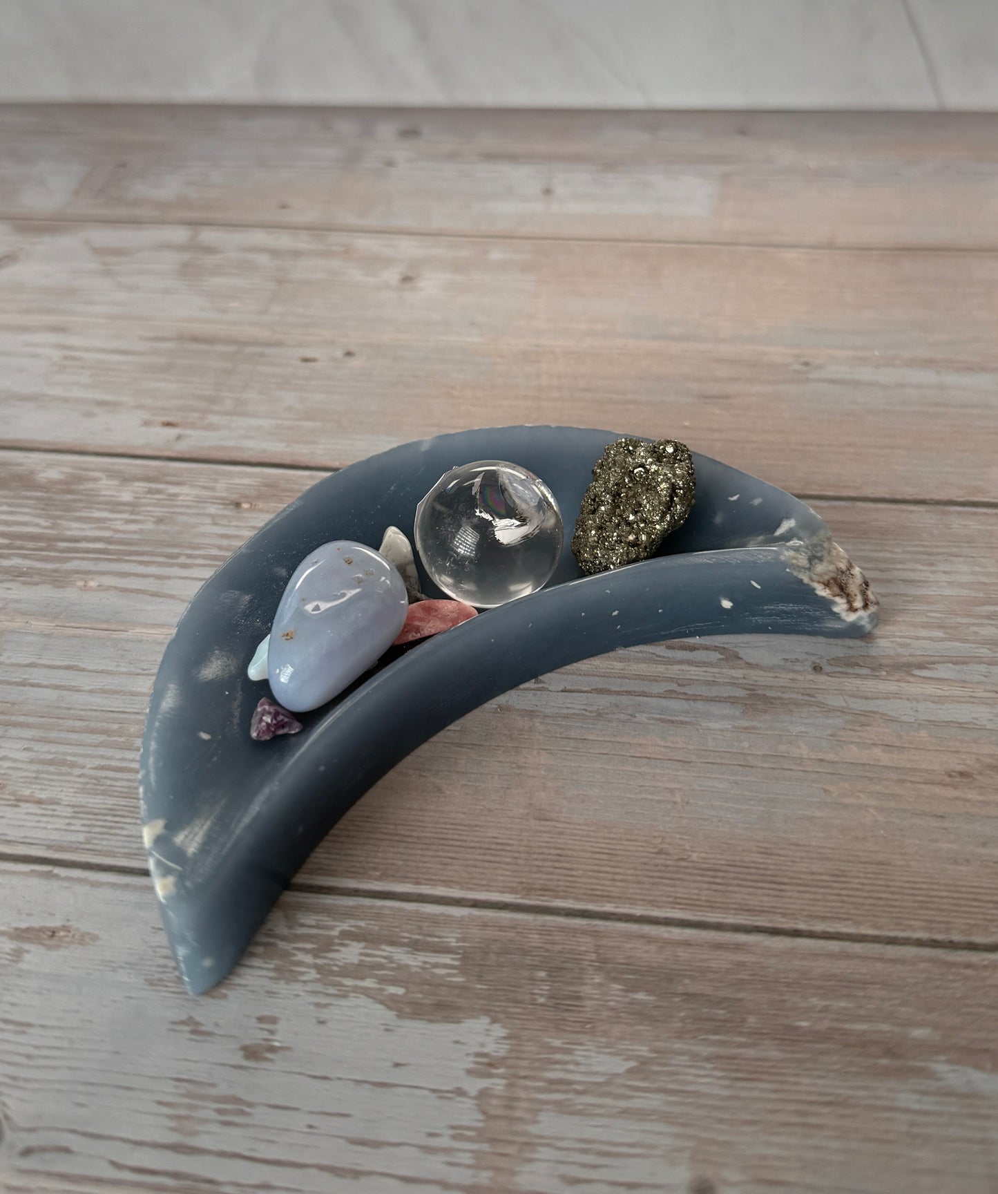 Angelite Moon Dish – Peaceful Communication & Calm Support Crystal | Approx. 97g, 3.75"