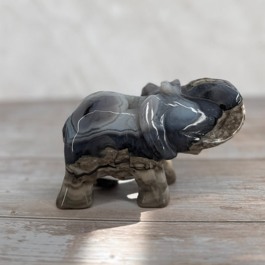 Agate Elephant Carving- UV Reactive