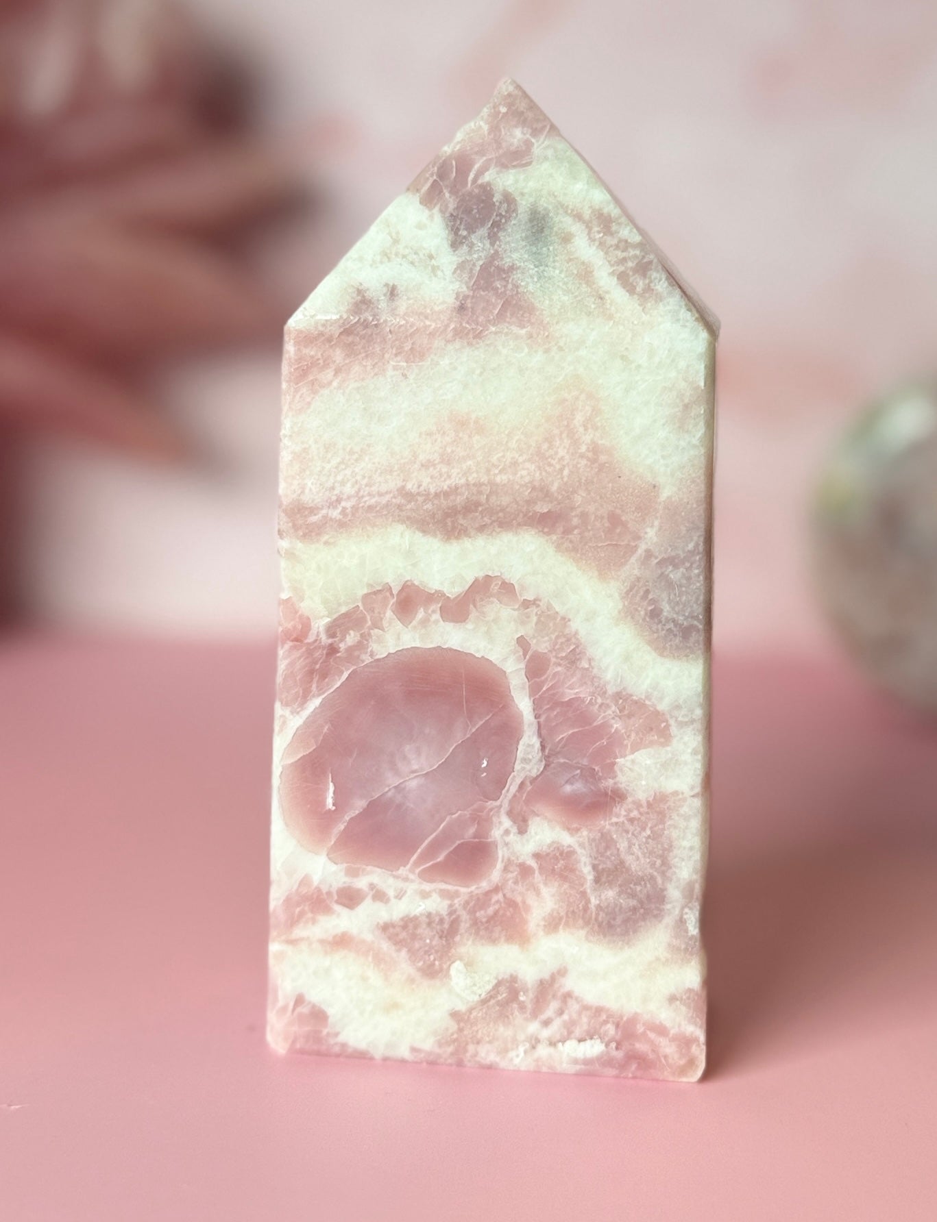 Strawberries + Cream Pink Opal Tower – 492g | 5.25"